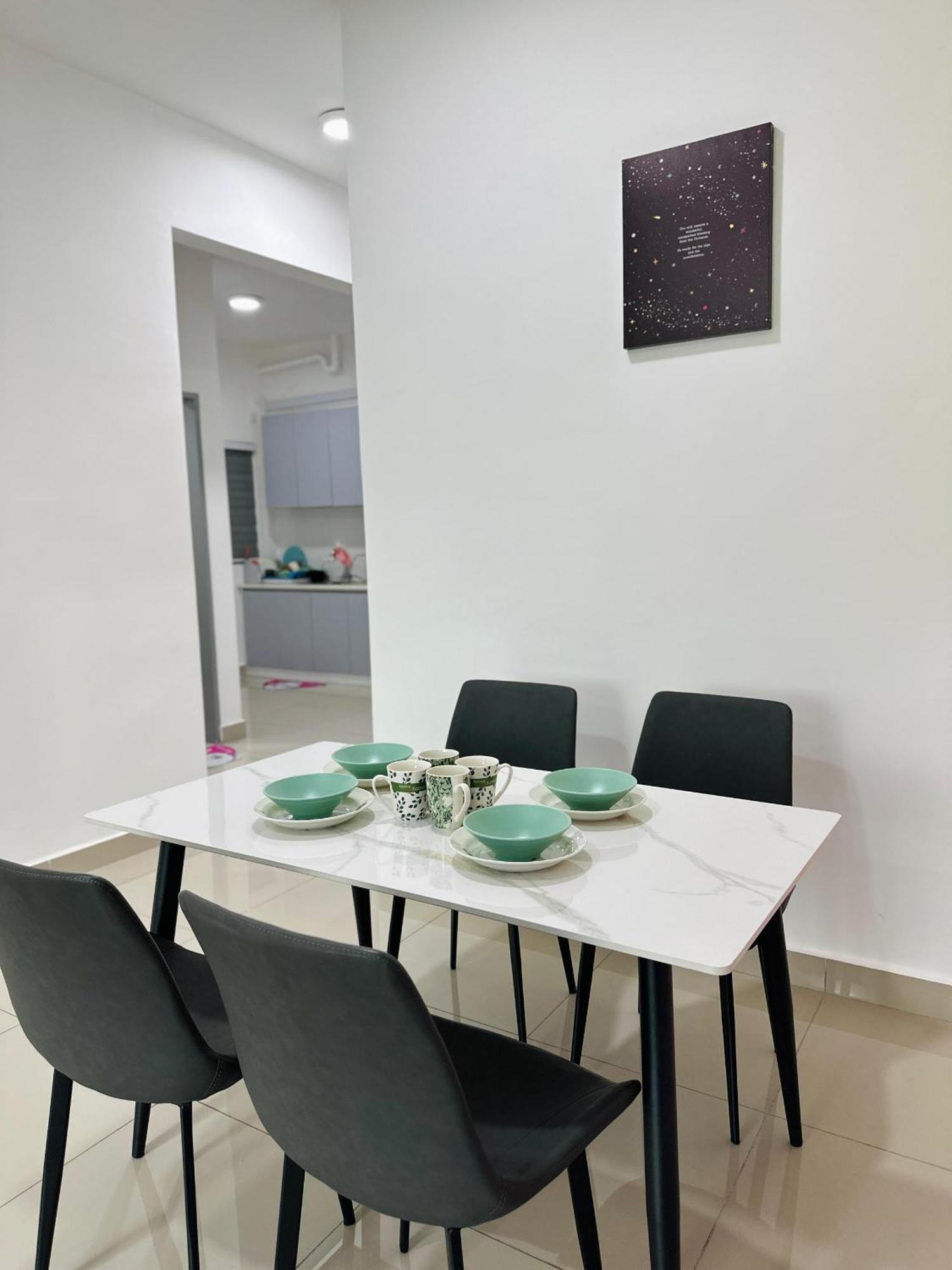 Bayu Temiang - 5pax Quiet Pangsapuri *